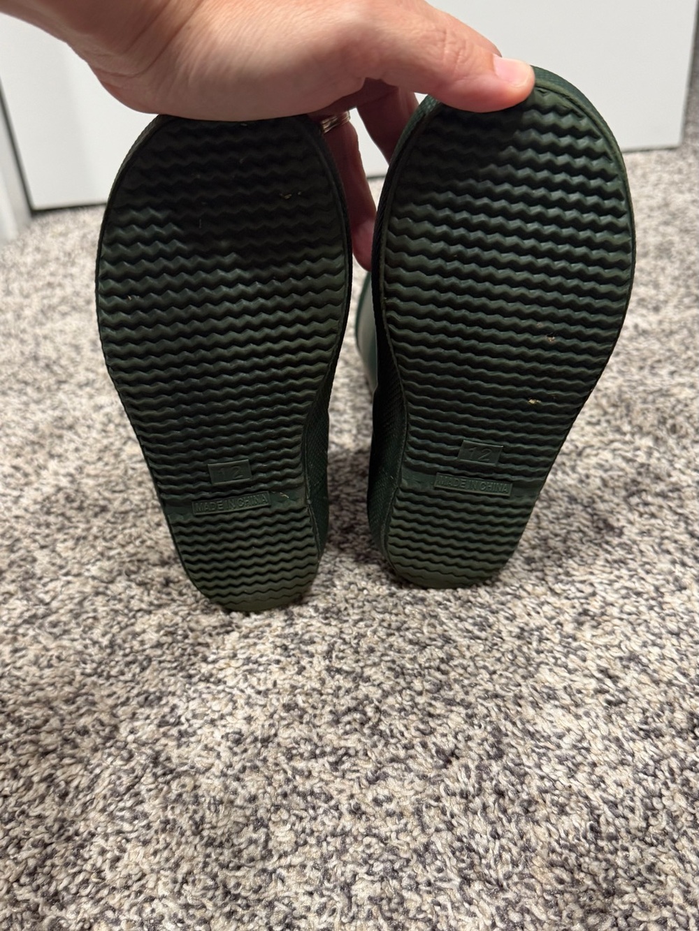 Hunter Kids Green Wellington Boots with Branded Insole - Picture 6 of 6